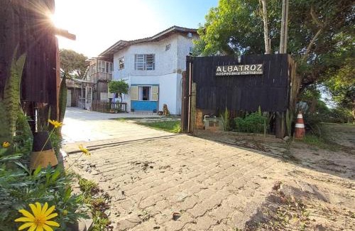 Arroio House | Kitnet Albatroz Hospedaria- Lagoa da Ibiraquera