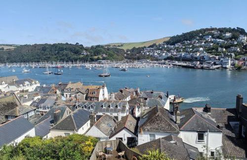 Dartmouth House | Kittiwake - Outstanding River Views