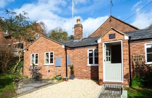 Little Malvern House | Kitts Cottage