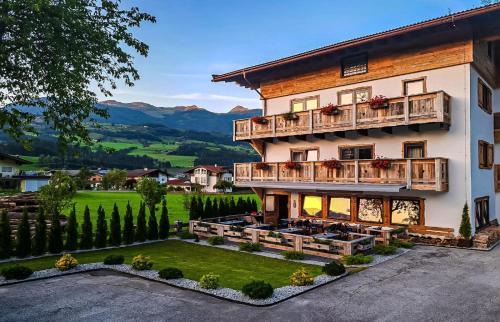 Hollersbach im Pinzgau House | KITZALPEN Pension