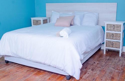 Ekurhuleni House | KK GUEST HOUSE