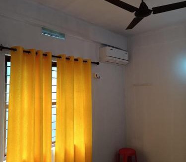 Perintalmanna Hotel | KK Residency