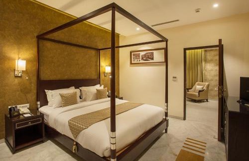 Amer Hotel | KK Royal Hotel & Convention Centre