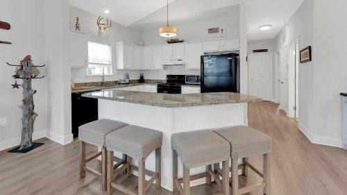 Seagrove Beach House | KK's Beach House - Newly remodeled, close to Seaside, easy walk to beach