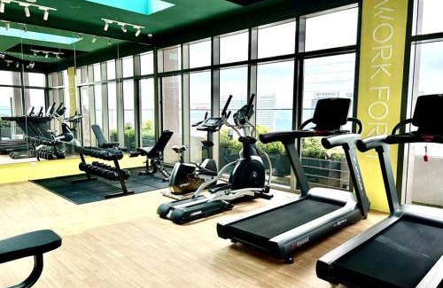 Brickfields Apartment | KL Sentral-Pool,Netflix,Gym,Monorail,Coworking,2pax