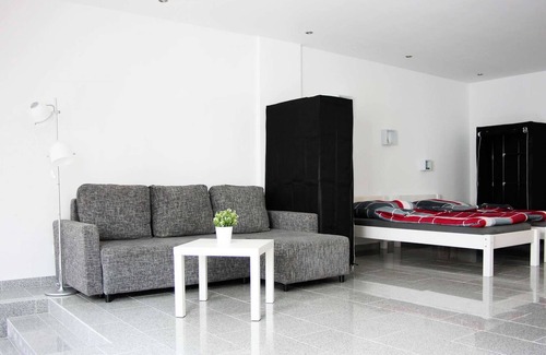 Kleve Apartment | KL01 comfortable workers apartment with WiFi