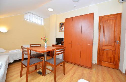 Klaipeda Apartment | Klaipeda INN Private Parking and Kitchen