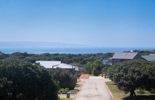 Still Bay House | Klapperbos Stilbaai