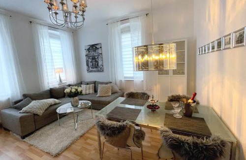 Gera Apartment | KLASSIK Design-Luxus-Apartment, Nahe Marktplatz