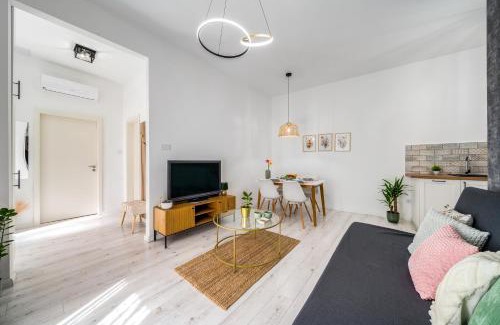 Erzsebetvaros Apartment | Klauzál Home by STN