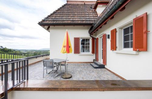 Kradolf-Schonenberg Bed & Breakfast | Klein Rigi