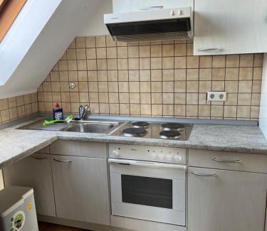 Rogen Apartment | Kleine Bauernhof-Wohnung im Stadtbusbereich