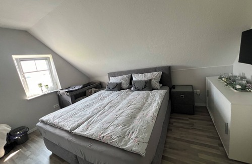 Wiesmoor Apartment | Kleine Oase mit Garten und Weitblick