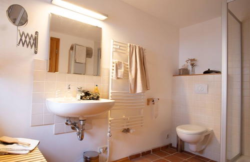 Vöhl-Herzhausen Apartment | Kleine Vintage-ferienwohnung Für1-3gäste, Außenpool, Sauna, Park, Natur, Ruhe