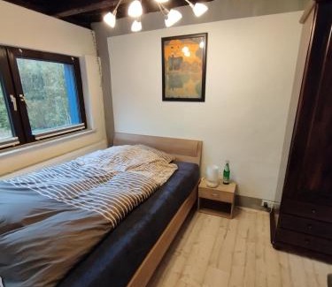 Neukirchen-Vluyn Apartment | Kleinere Doppelhaushälfte in Stadtkernnähe von 47506 Neukirchen-Vluyn inklusive Küche