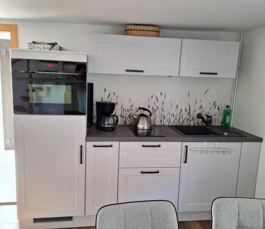 Klein Schwaß Apartment | Kleines Ferienhäuschen