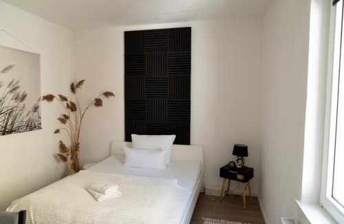 Bad Wilhelmshoehe Apartment | KLEINES GLÜCK by Interior Apartments
