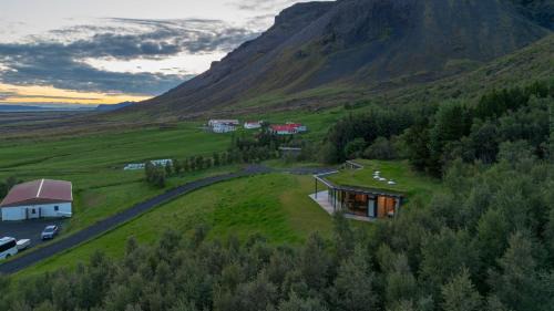 Fagurholsmyri Villa | Klettasel Villa