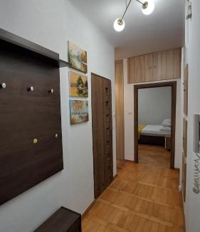 Bielany Apartment | Klimatyczny apartament na Bielanach przy metrze