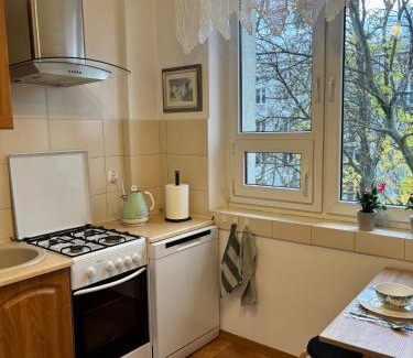 Bielany Apartment | Klimatyczny apartament na Bielanach przy metrze