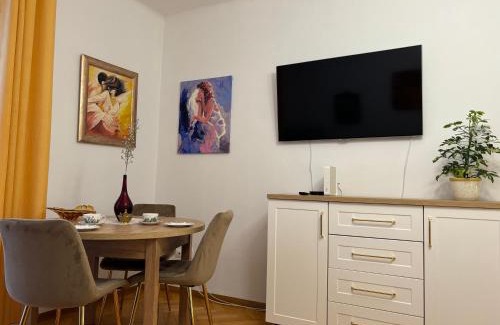 Bielany Apartment | Klimatyczny apartament na Bielanach przy metrze