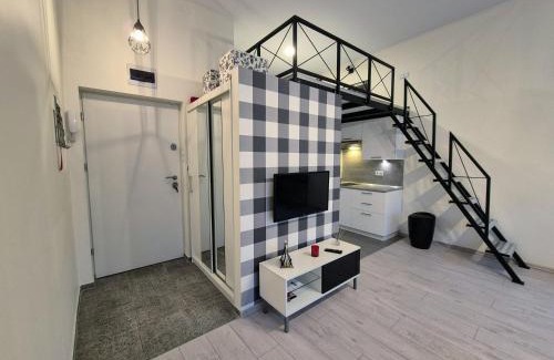 Srodmiescie Apartment | Klimatyczny apartament w magicznym miejscu