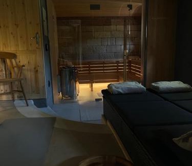 Radkow House | Klimatyczny Dom Kopaczówka przytulna miejscówka z kominkiem, sauną i ogrodem u podnóża Gór Stołowych
