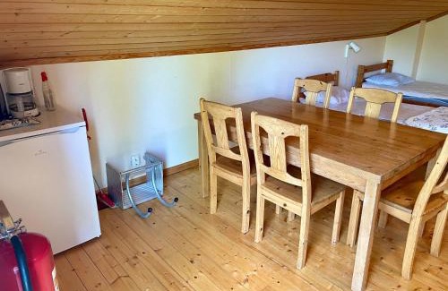 Hultsfred Cabin | Kloster Stugor och Rum
