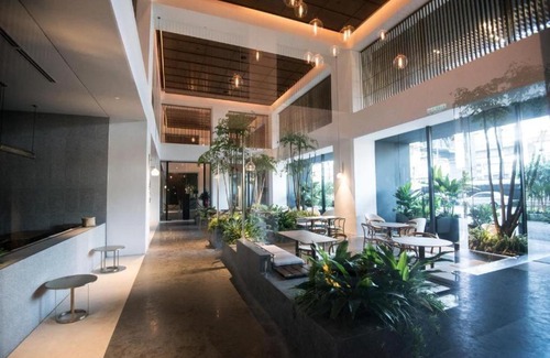 Brickfields Apartment | KLSentral-Bangsar-MidValley-2-10pax-Netflix-Balcony-Super Fast Internet