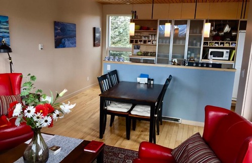 Haines Junction House | Kluane Green Sprout Vacation Home