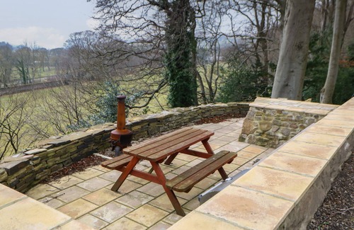 Stanhope Apartment | Knights Corner Stanhope Castle, STANHOPE