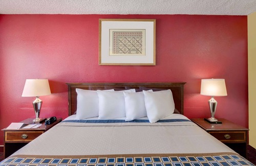 Big Spring Hotel | Knights Inn Big Spring