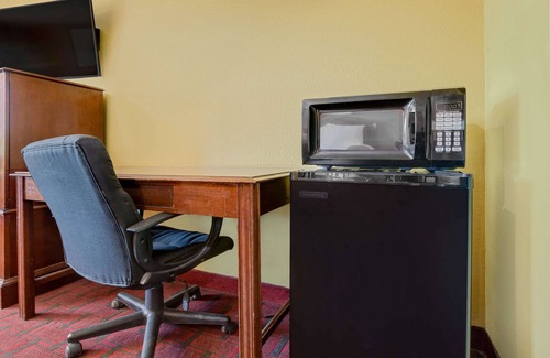 Big Spring Hotel | Knights Inn Big Spring
