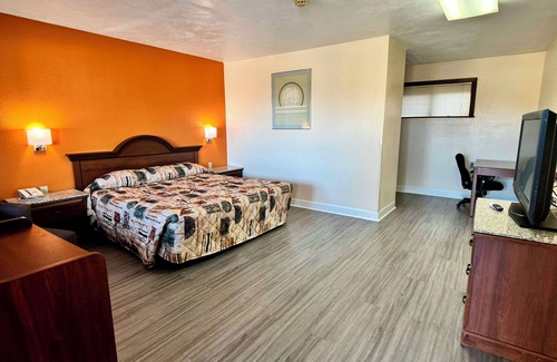 Galax Hotel | Knights Inn Galax