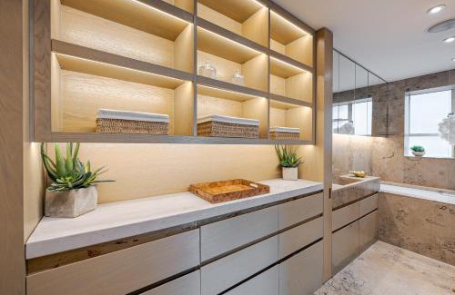 Knightsbridge Apartment | Knightsbridge 2Bed Apartment with Private Balcony Overlooking Harrods