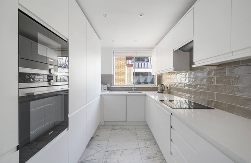 Brompton & Hans Town Apartment | Knightsbridge 3 bed/2 baths