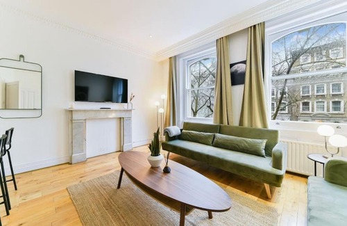 Brompton & Hans Town Apartment | Knightsbridge Stylish Two Bedroom Apartment