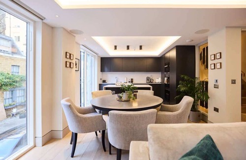 Knightsbridge House | Knightsbridge Wonder