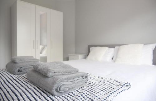 Alexandra House | Knollmead House