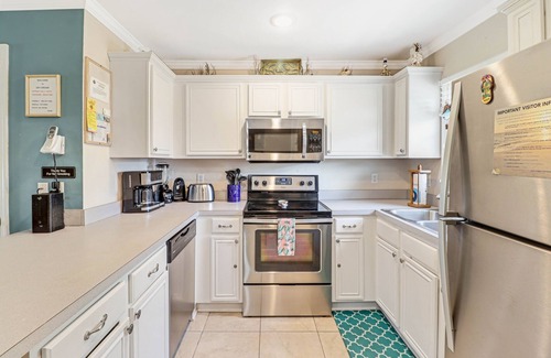 Port St. Joe House | Knot on Call ~ Ocean Views ~ Spacious 3BR ~ Sleeps 8 ~ Steps to Beach ~ Dogs OK