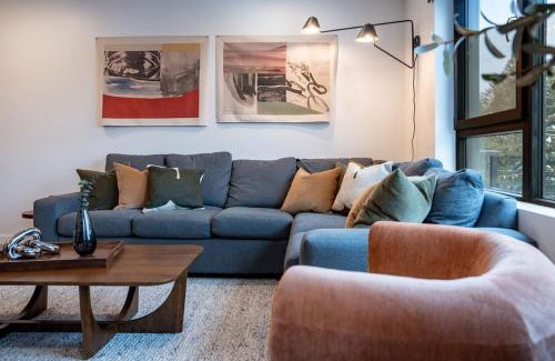 Revelstoke Apartment | Knuckle Hucks by Revelstoke Vacations