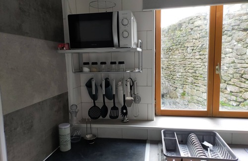 Crozant Apartment | Knus Verblijf Voor het Hele Gezin met Uitzicht Over de Vallei van de Creuse