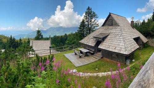 Kamnik House | Koča Zlatorog - Velika planina