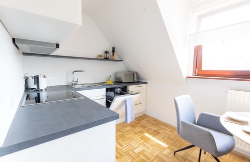 Lahnstein Apartment | Ko-Living | Rooftop | center | kitchen | 5 min to Rhine | up to 4 guests