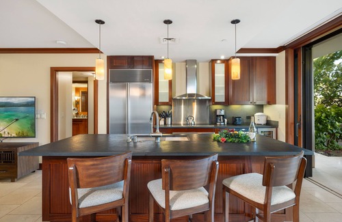 Ko Olina Condo | Ko Olina Beach Villas B107: Luxurious Beachfront 3-Bedroom Villa