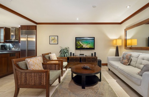 Ko Olina Condo | Ko Olina Beach Villas O1006: Luxe Penthouse w/Pool, Golf, & Ocean Views