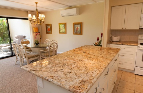 Kihei Condo | Koa Resort 1D- Special location- private and quiet- Air conditioning!