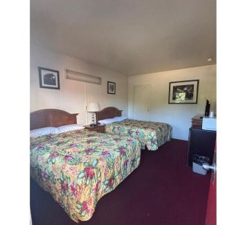 Fairfax Hotel | KoBala Lee High Inn