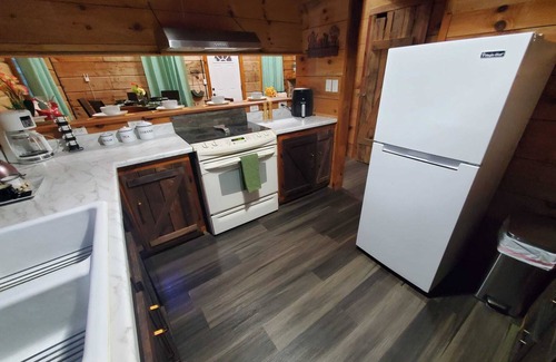 Kodak Cabin | Kodak - The perfect getaway Cabin