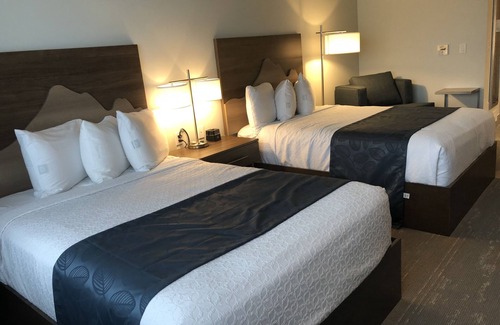 Kodiak Hotel | Kodiak Compass Suites